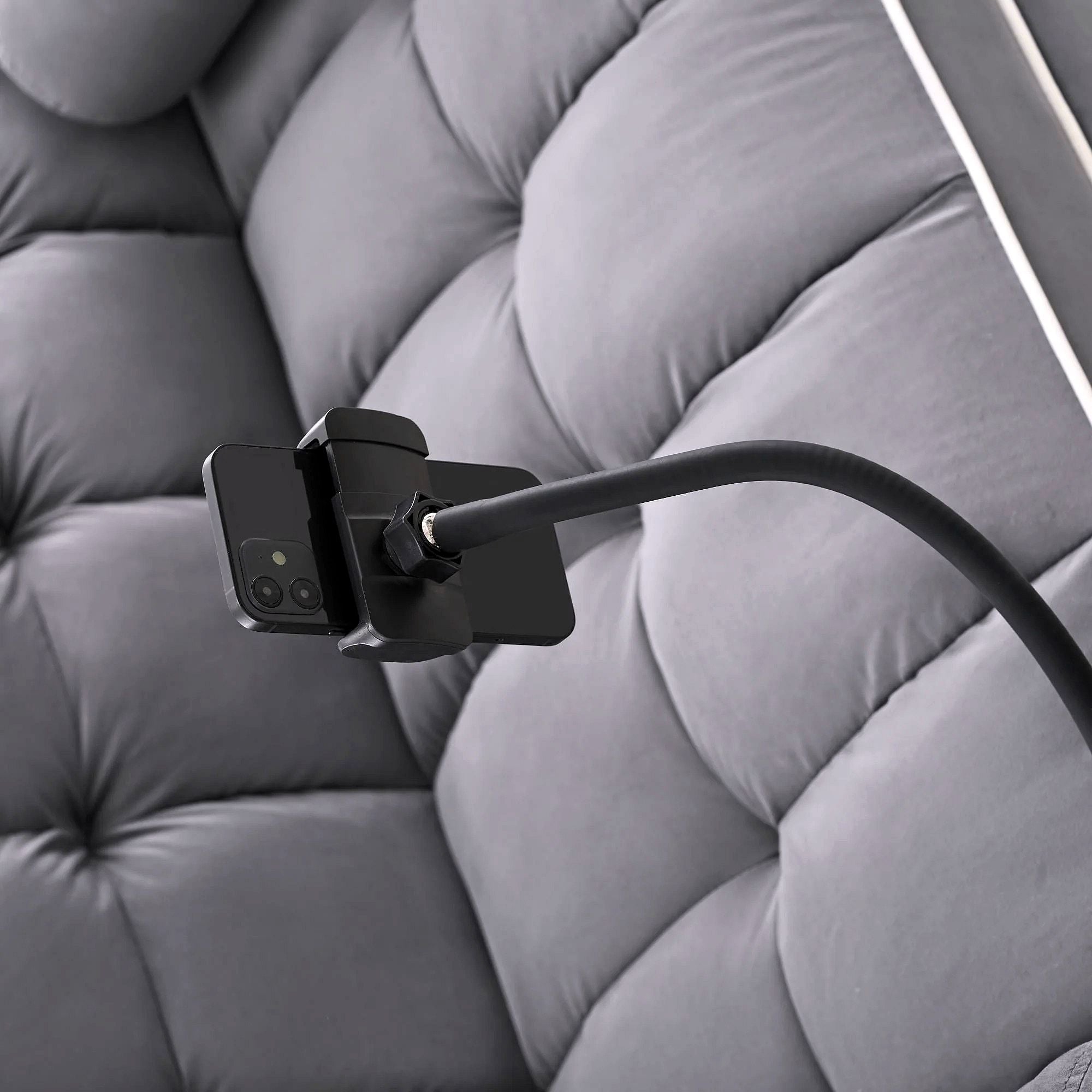 2026 3-in-1 Schlafsofa Couchbett, kleines umwandelbares Samt-Loveseat mit Ausziehbett, verstellbarer Rückenlehne, Zylinderkissen, Mehrfach-Taschen & Handyhalter – Grau, 55,5"